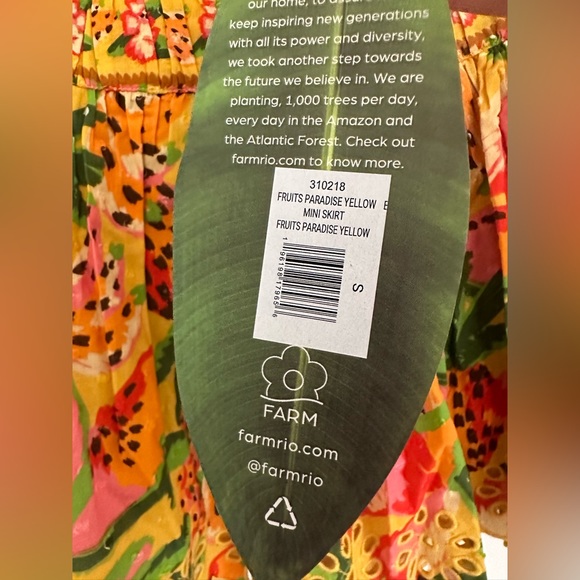 NWT FARM Rio Fruits Paradise Mini Skirt SMALL - Picture 5 of 8